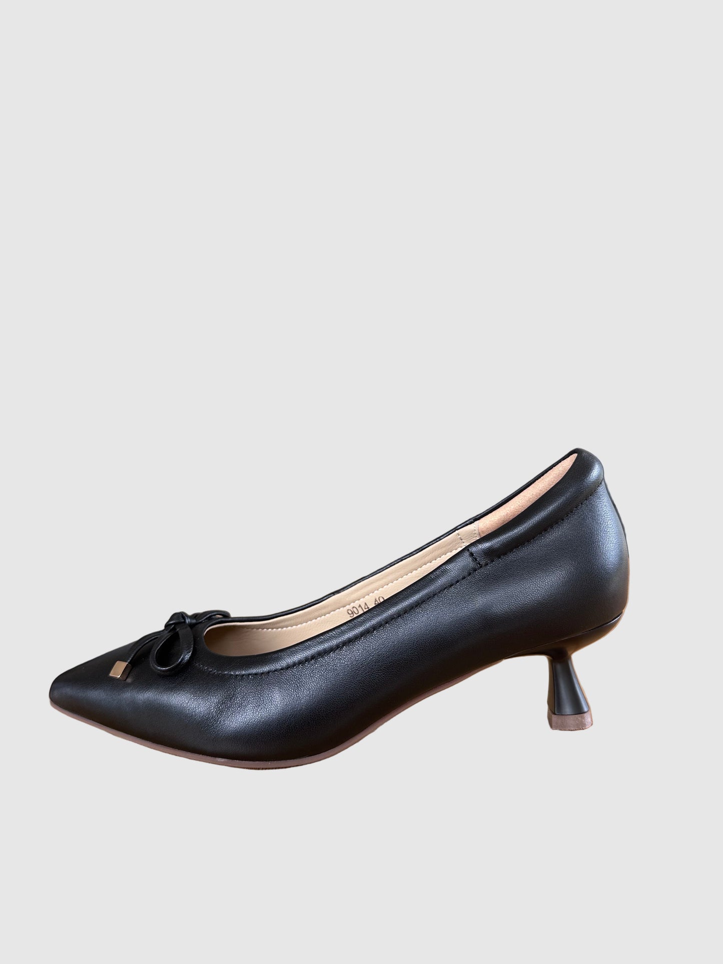 Bow-Line Kitten Heel