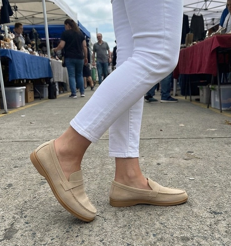 Cambridge Classic - Beige Suede Loafer