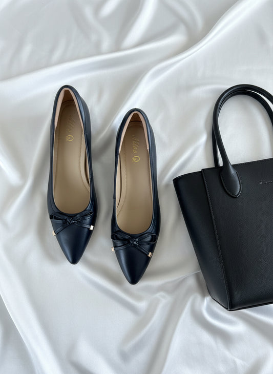 Bow-Line Kitten Heel