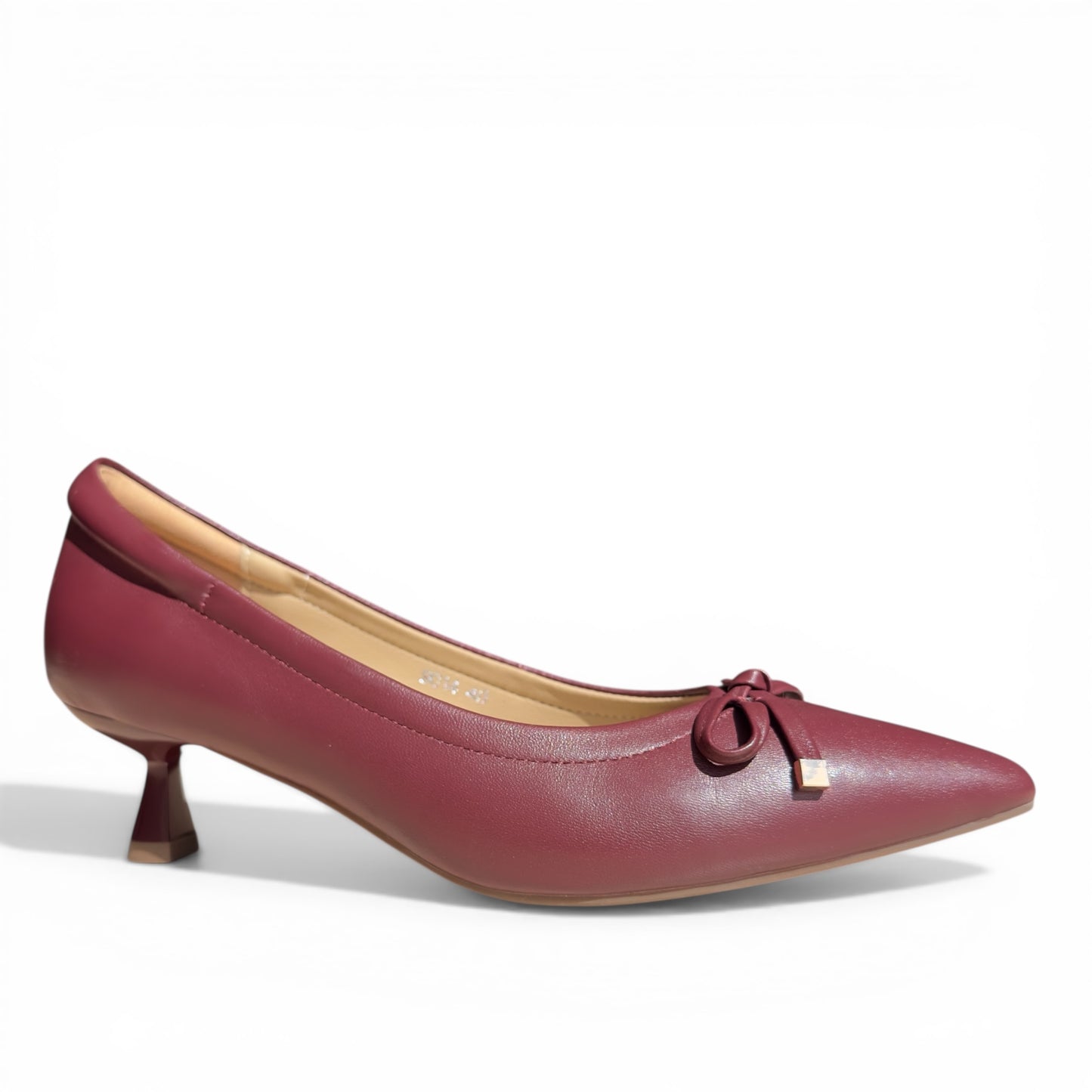 Bow-Line Kitten Heel in Burgundy